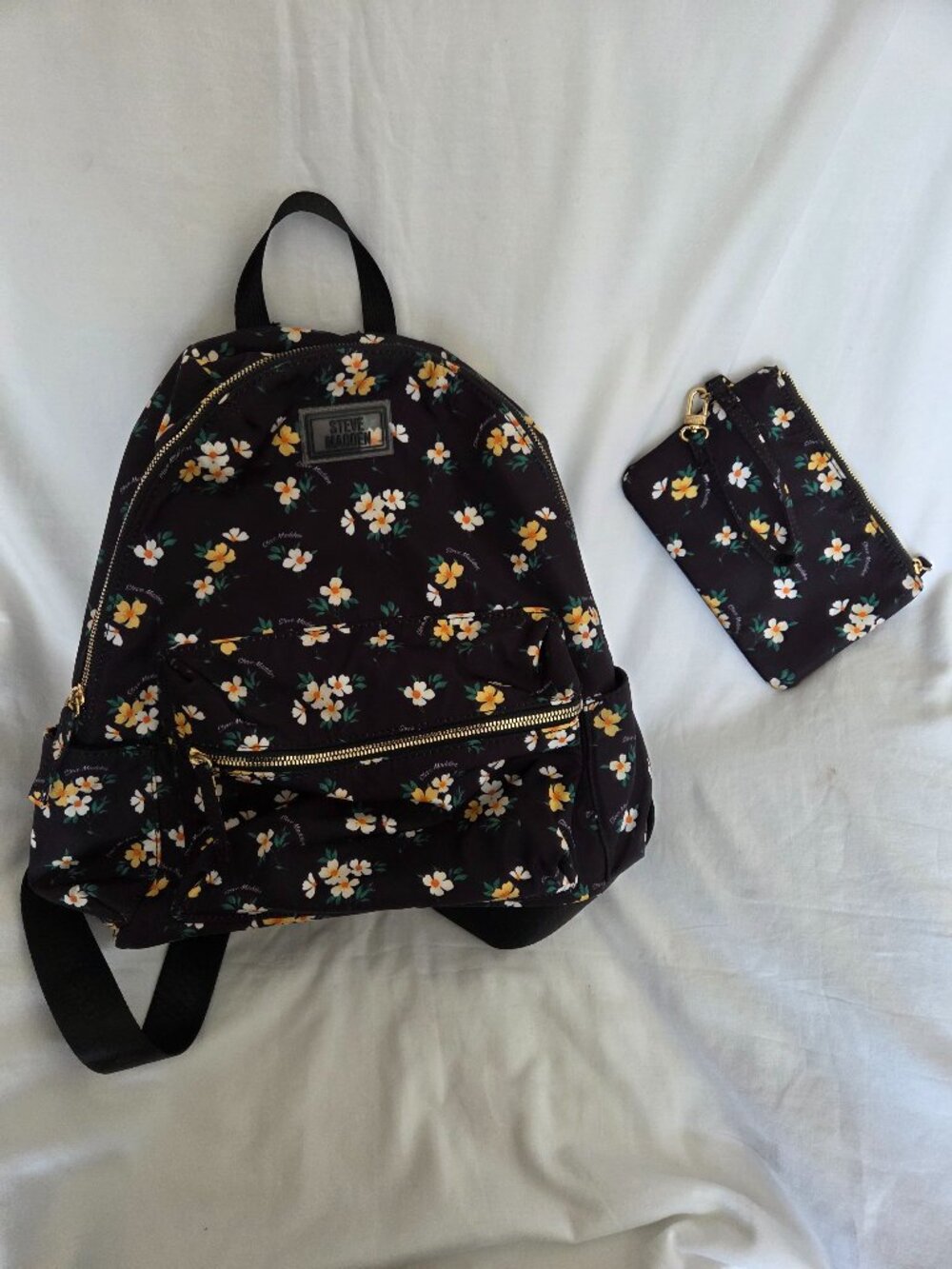 NWOT Steve Madden BLACK floral backpack W/POUCH